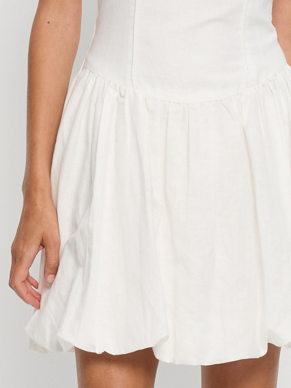 KIVARI Mini Dress White