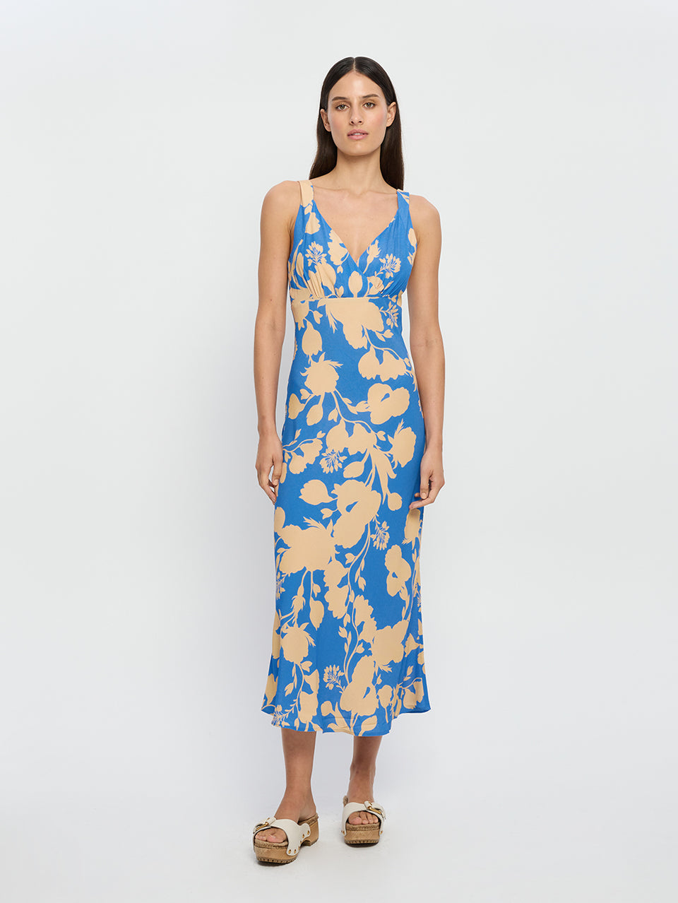 Aurora Midi Dress KIVARI | Model wears blue floral midi dress