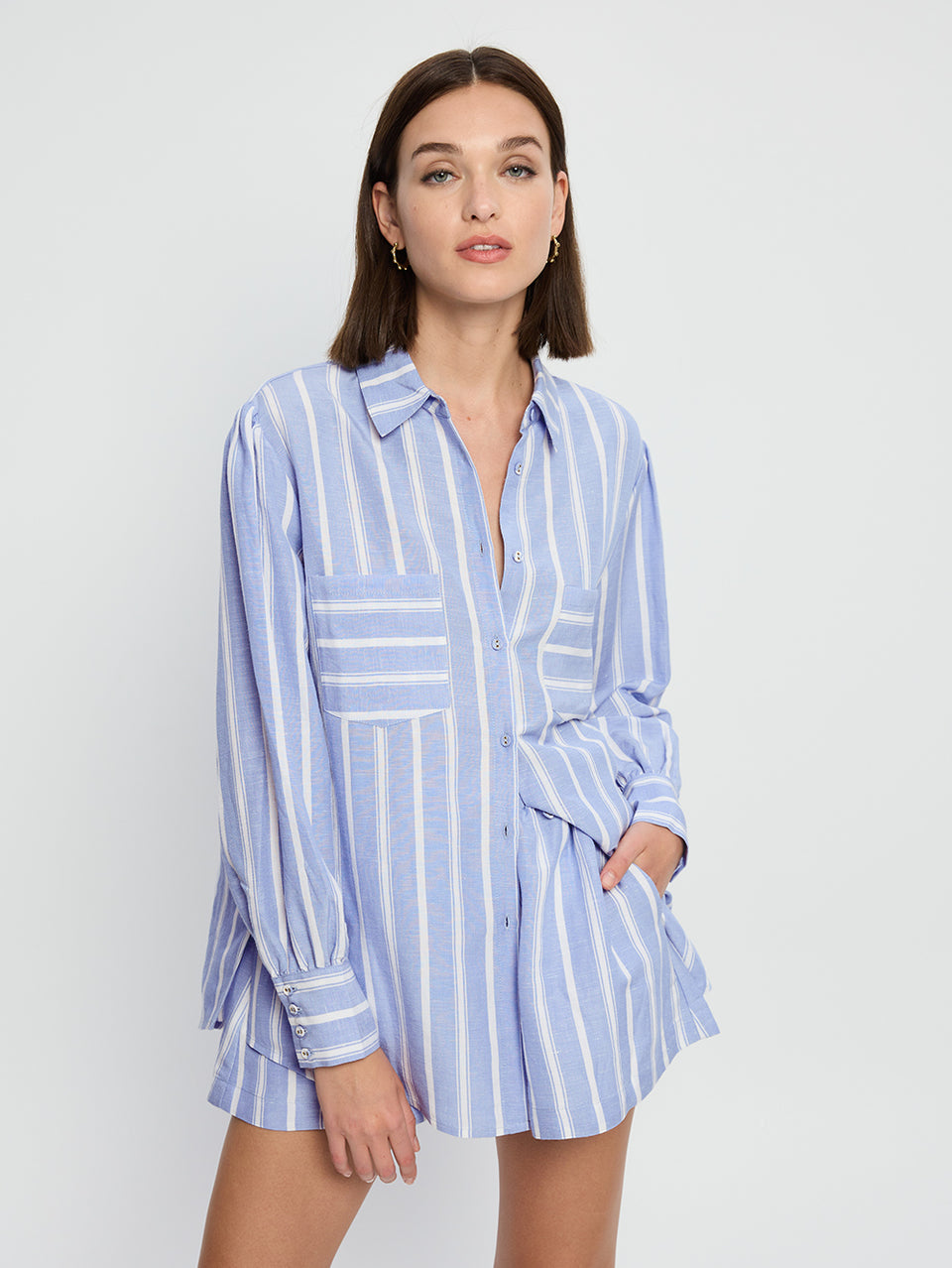Capri Shirt KIVARI | Model wears blue and white stripe shirt vibe