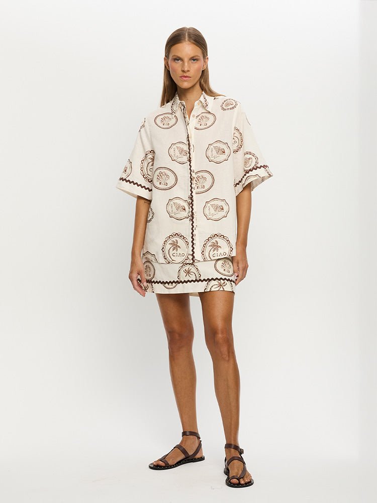 Brown and white pattern design