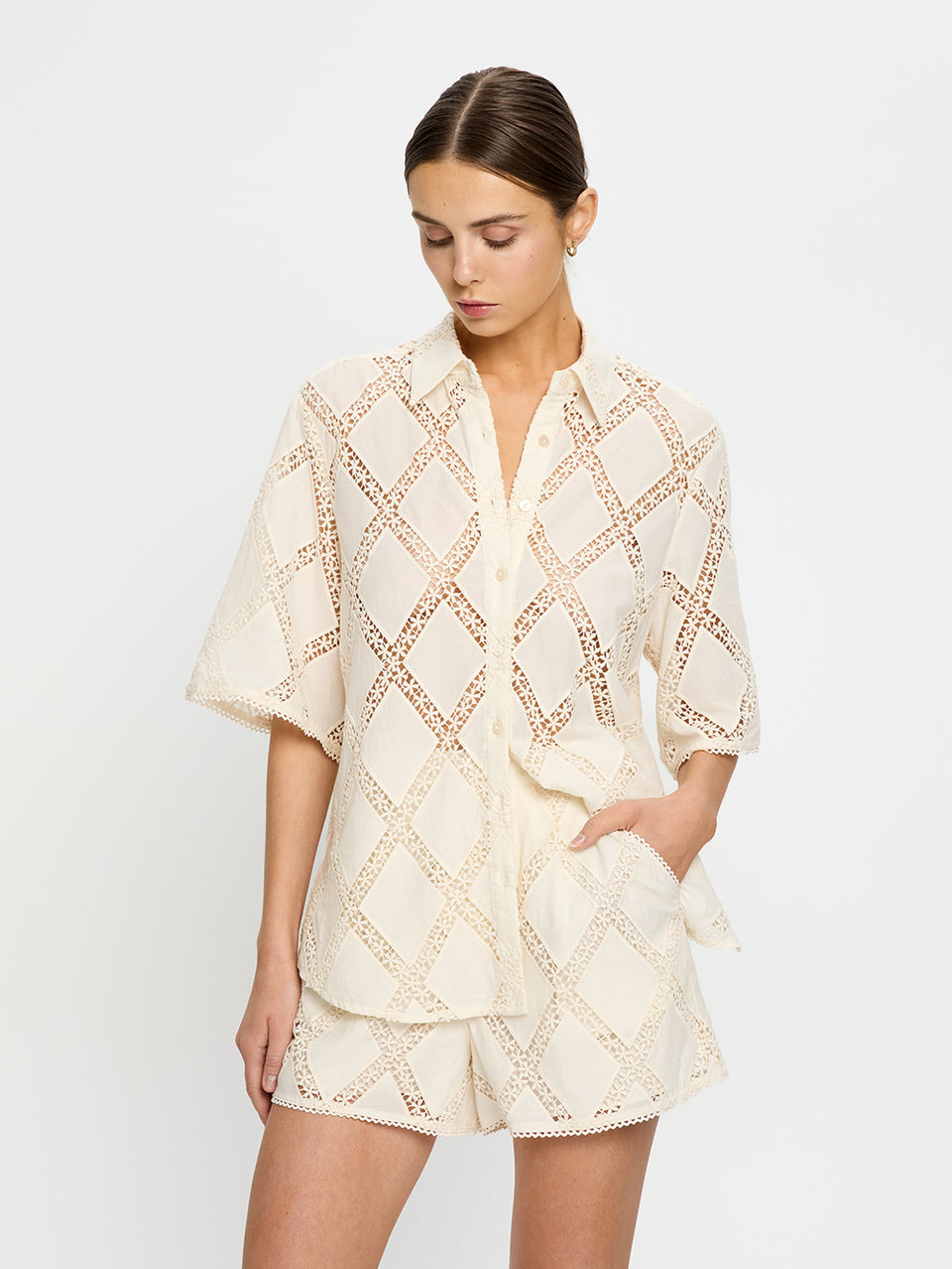 Izzy-Short-Cream-07
