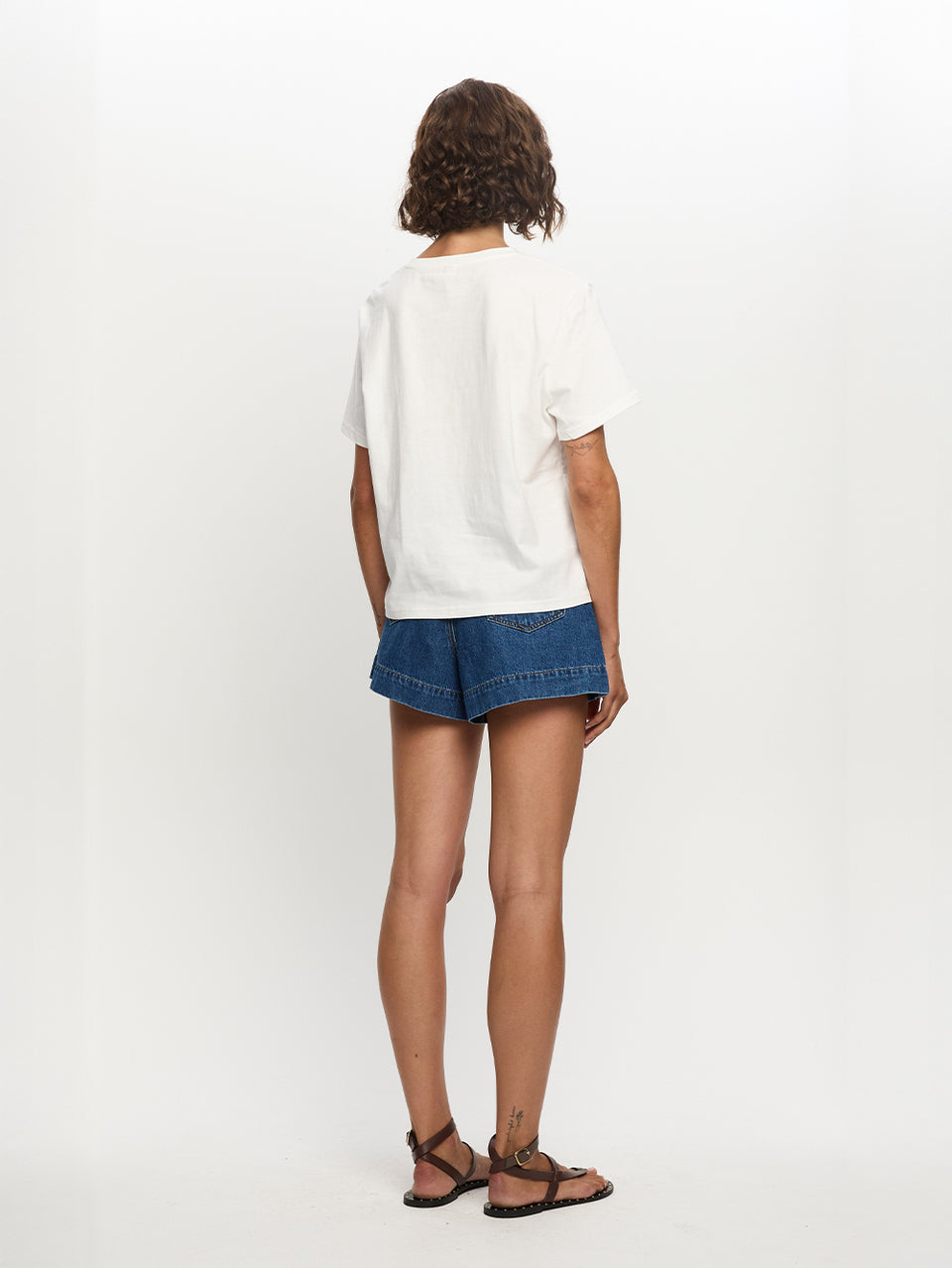 Lyra Tee