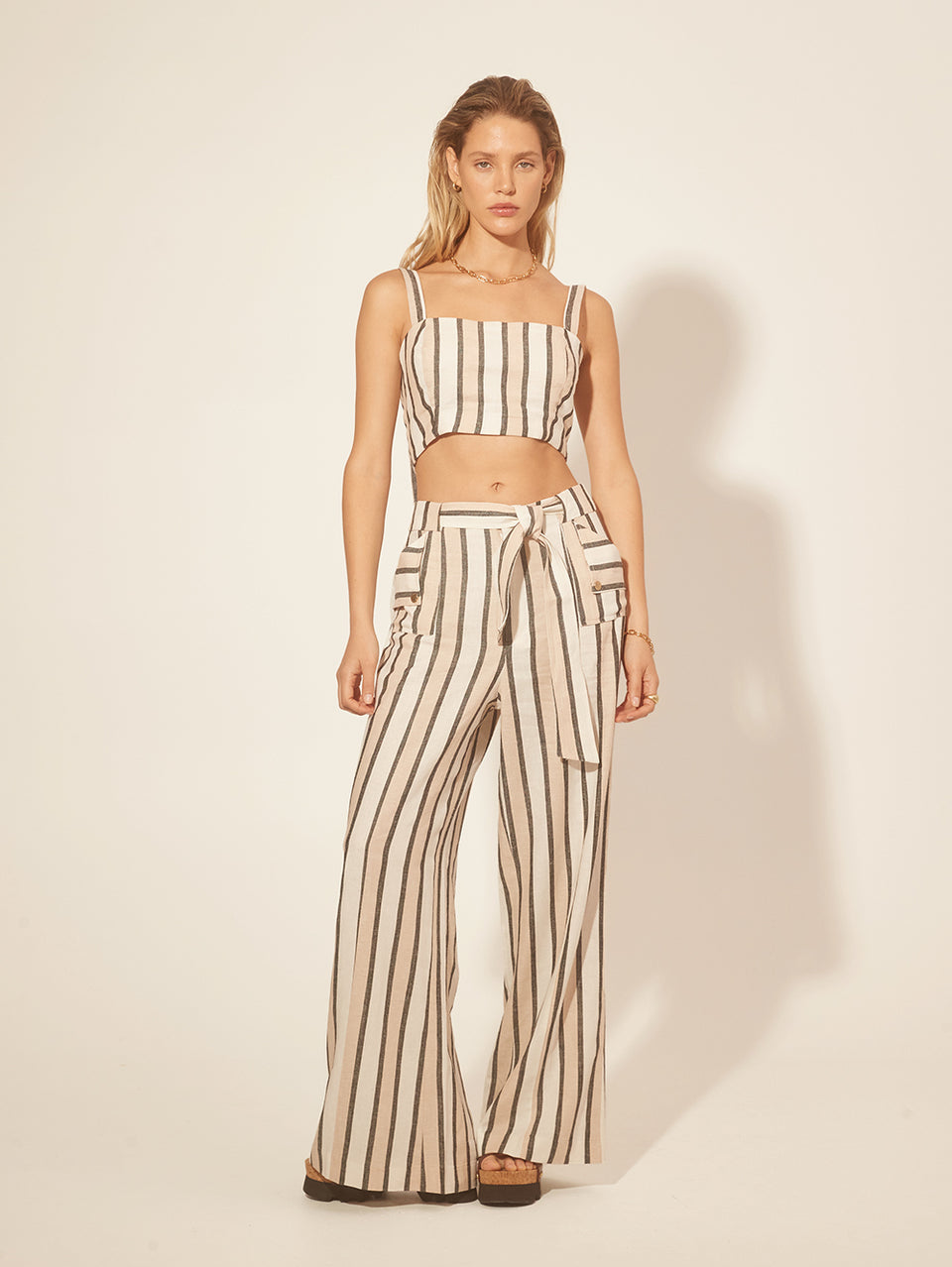 Oaklee Top KIVARI | Model wears stripe crop top