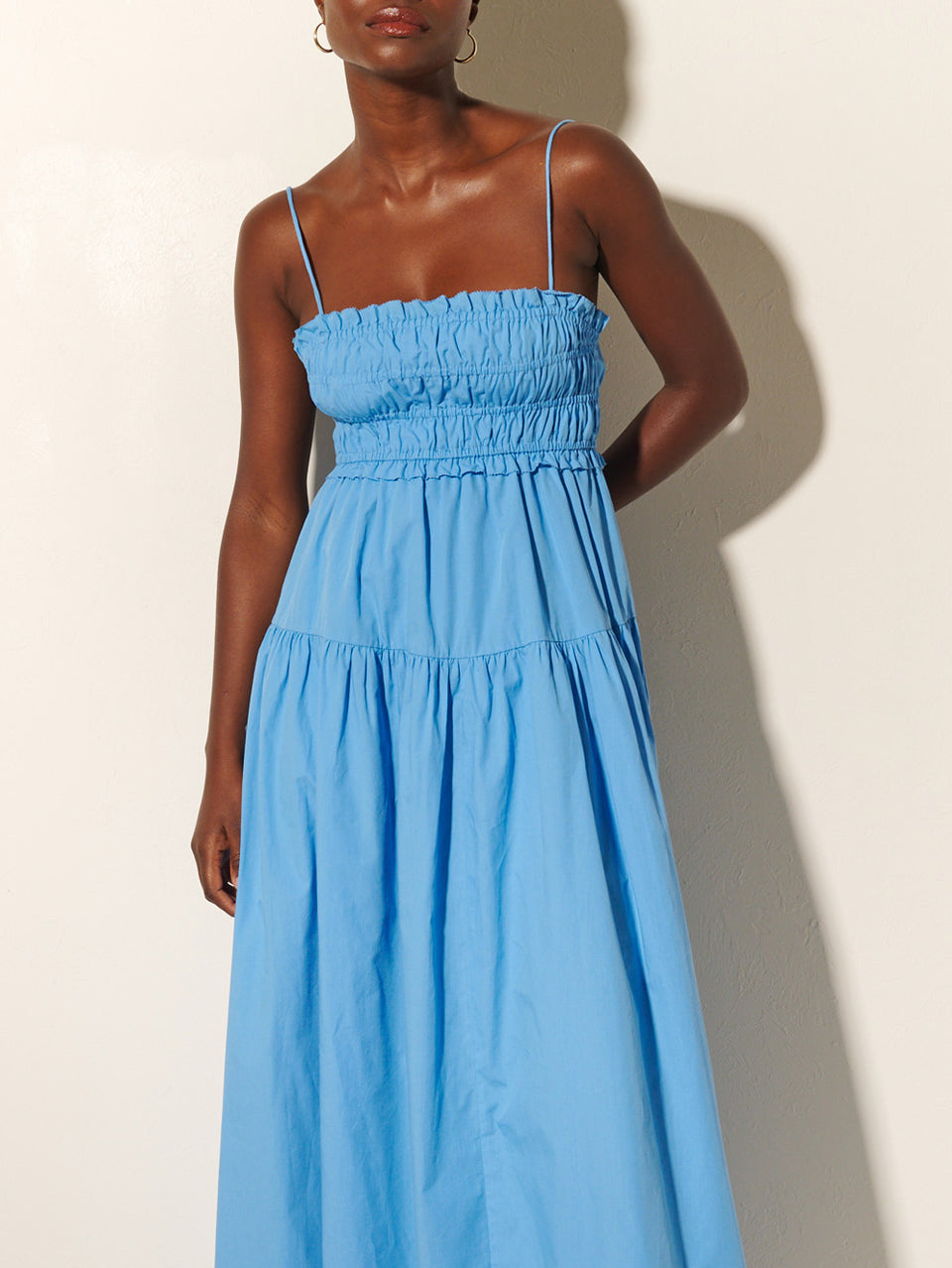 Oasis Maxi Dress KIVARI | Model wears blue maxi dress up close