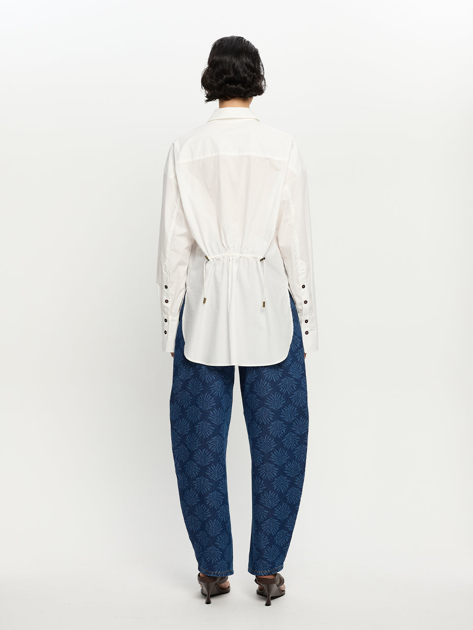 T226WHT-WHITE-TONI-SHIRT-03