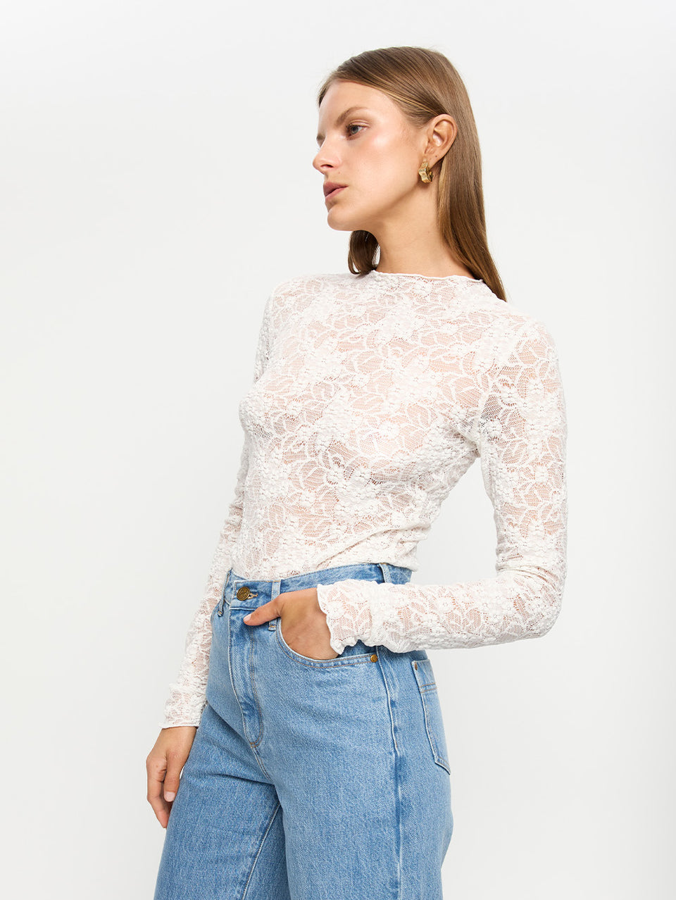 Victoria-Lace-Top-Cream-Vibe-06jpg