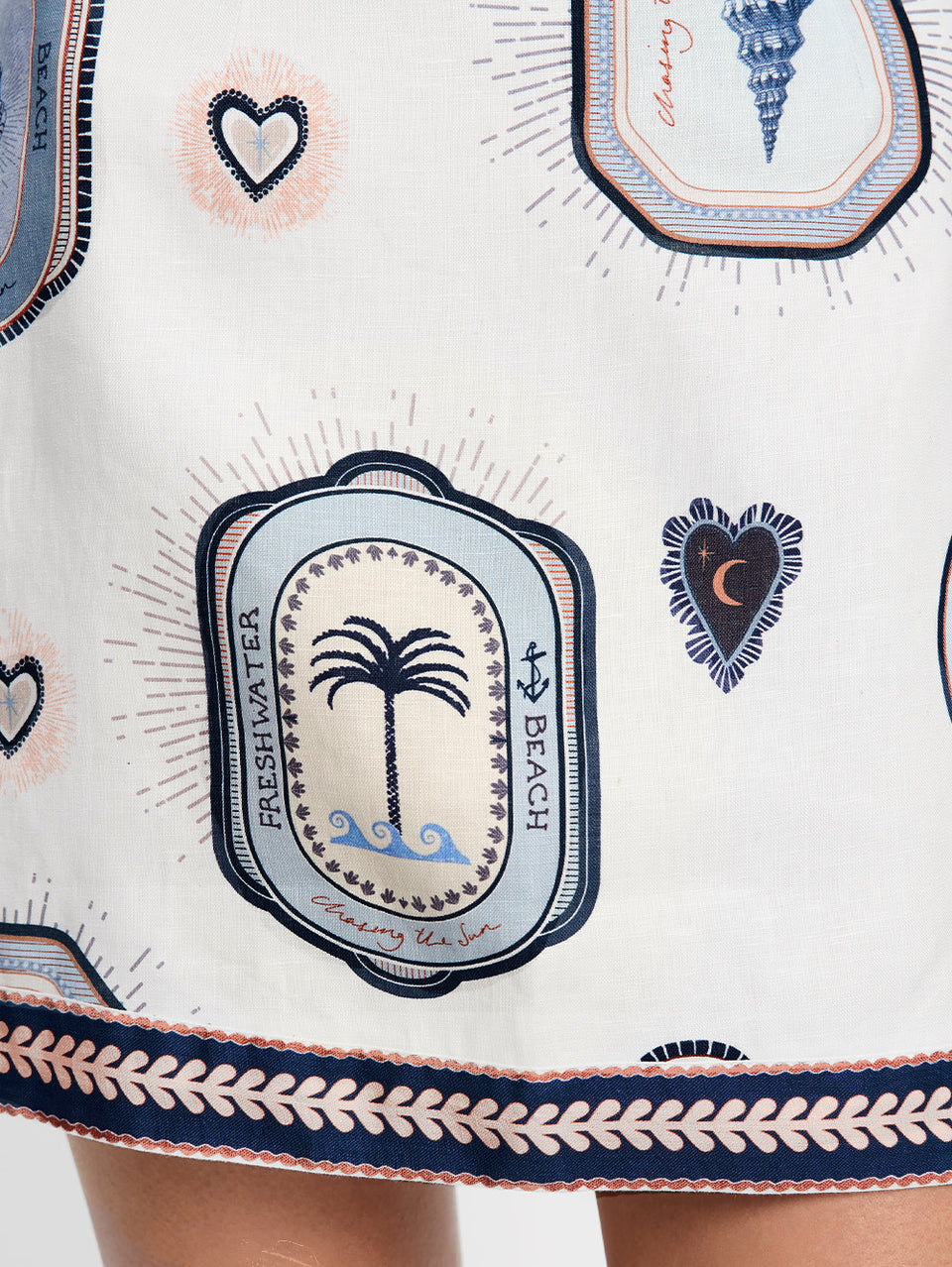 Alessia-Mini-Skirt-Navy-04