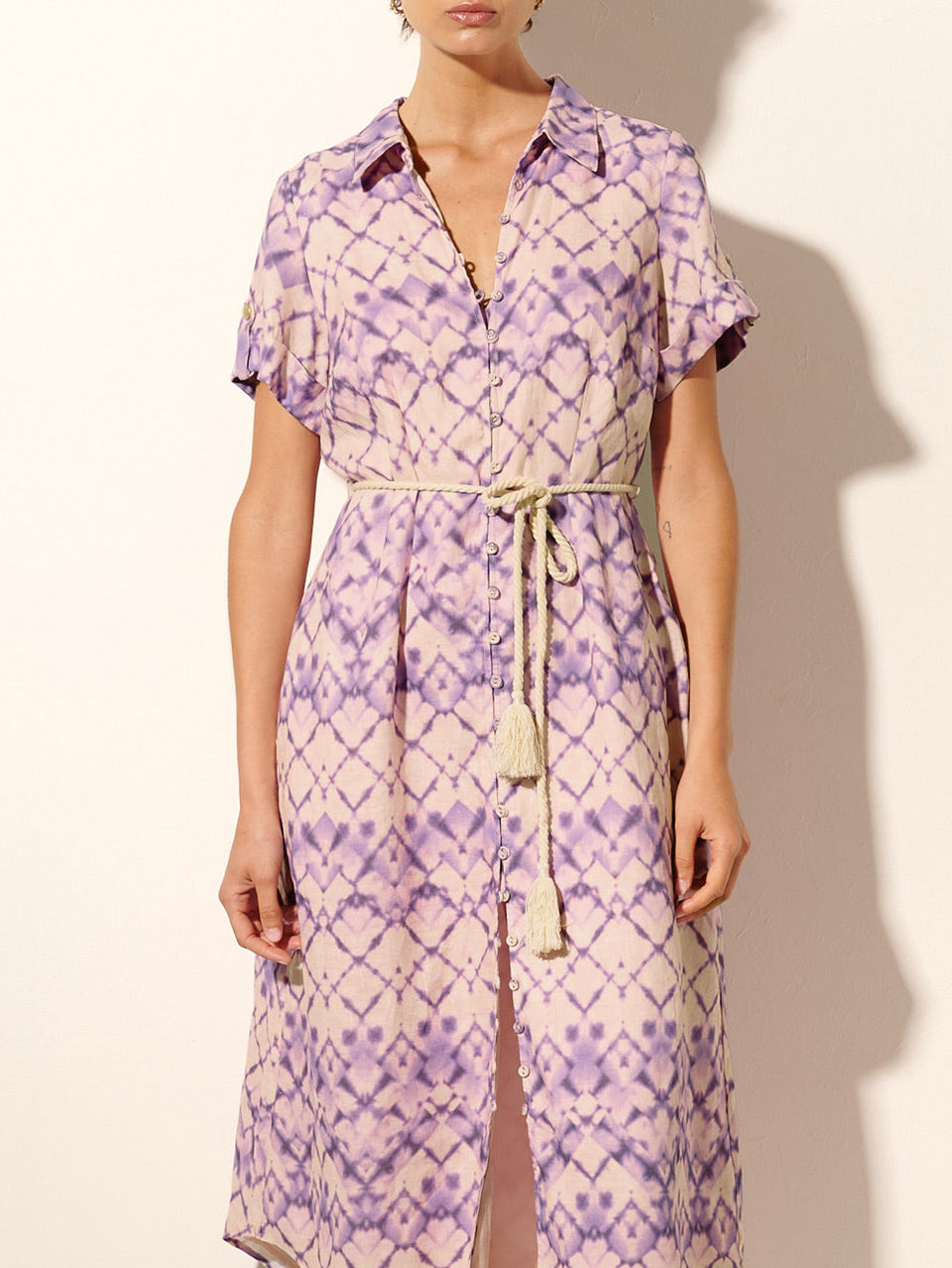 Alice Midi Dress KIVARI | Model wears purple tie dye midi dress close up
