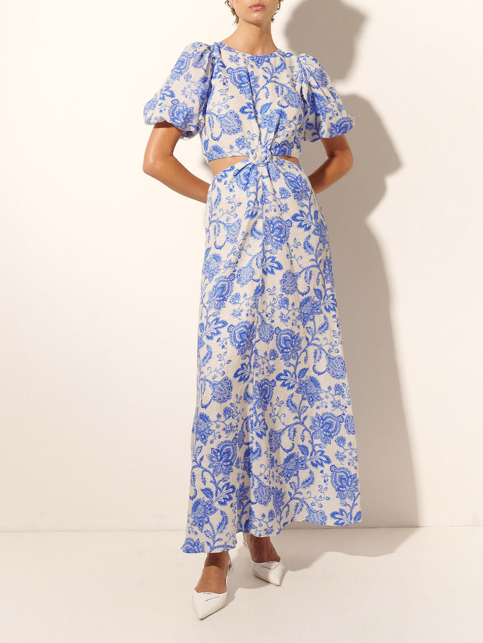 Athena Maxi Dress KIVARI | Model wears blue and white paisley maxi dress