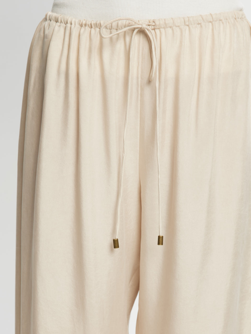 Blythe-Pant-Champagne-04