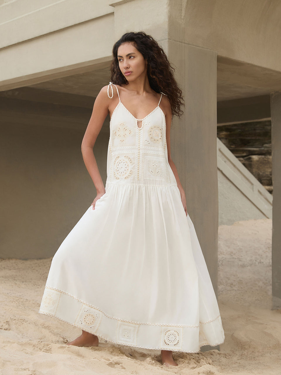 Delfi-Dress-Campaign-01