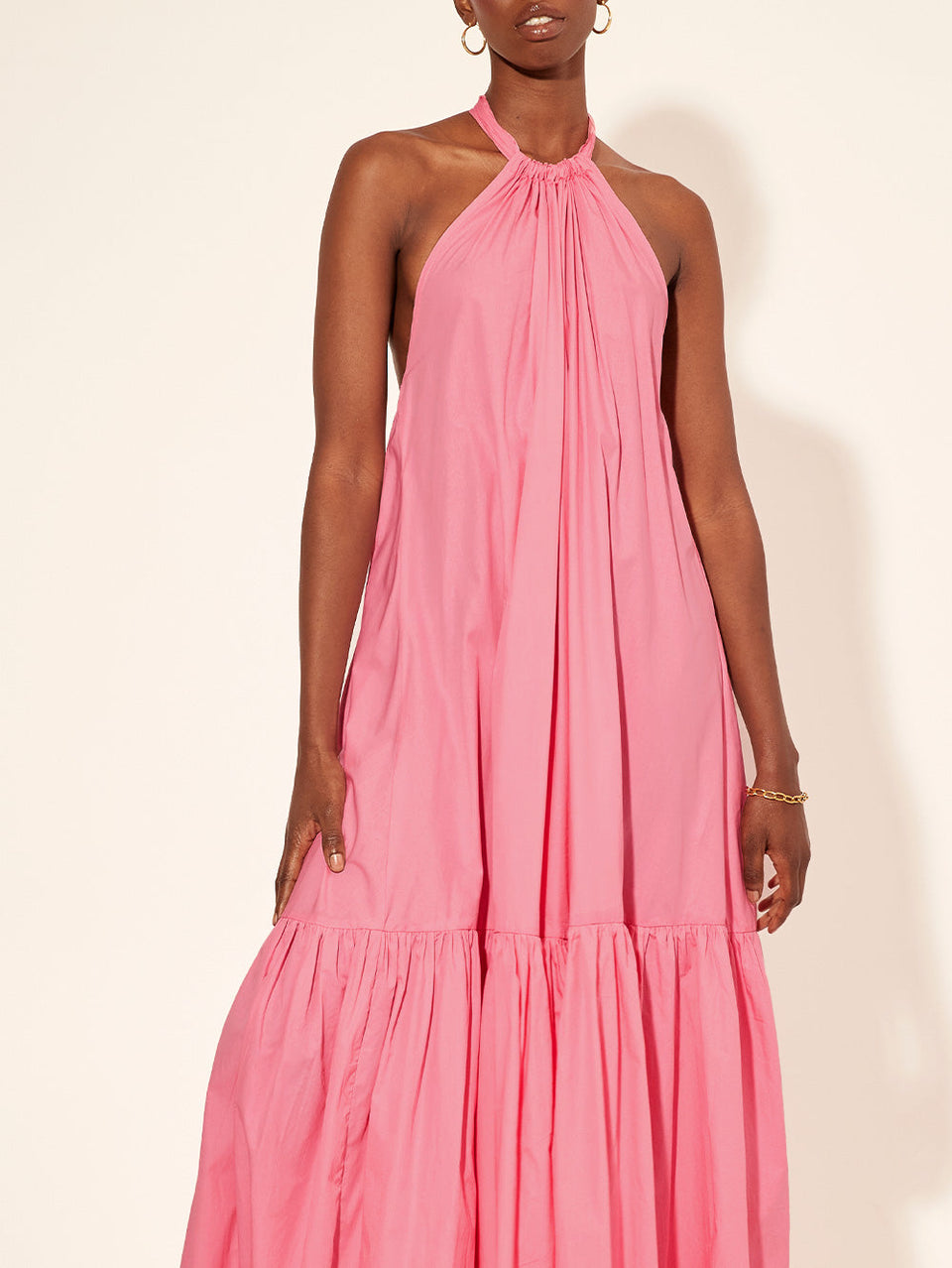 KIVARI Dua Halter Dress | Model wearing Pink Halter Neck Dress Close Up