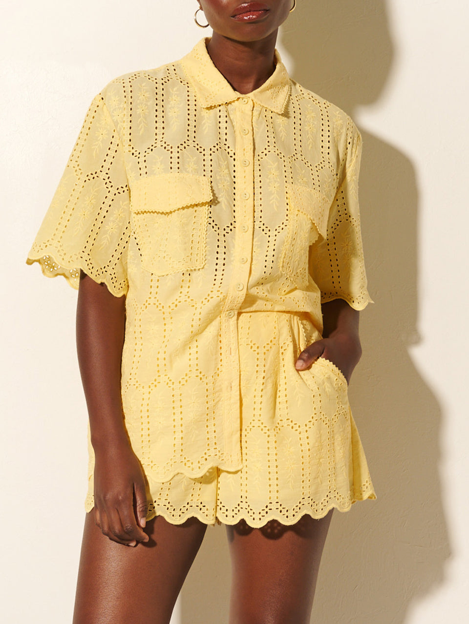 Estelle Short KIVARI | Model wears yellow shorts