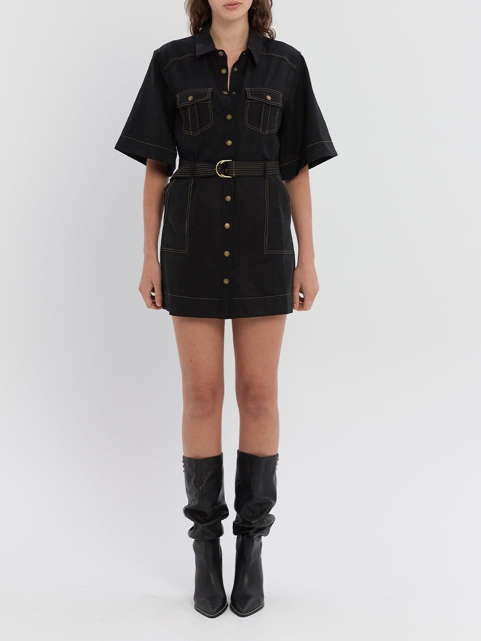 Gianna Mini Dress Black KIVARI | Model wears kimono style mini dress