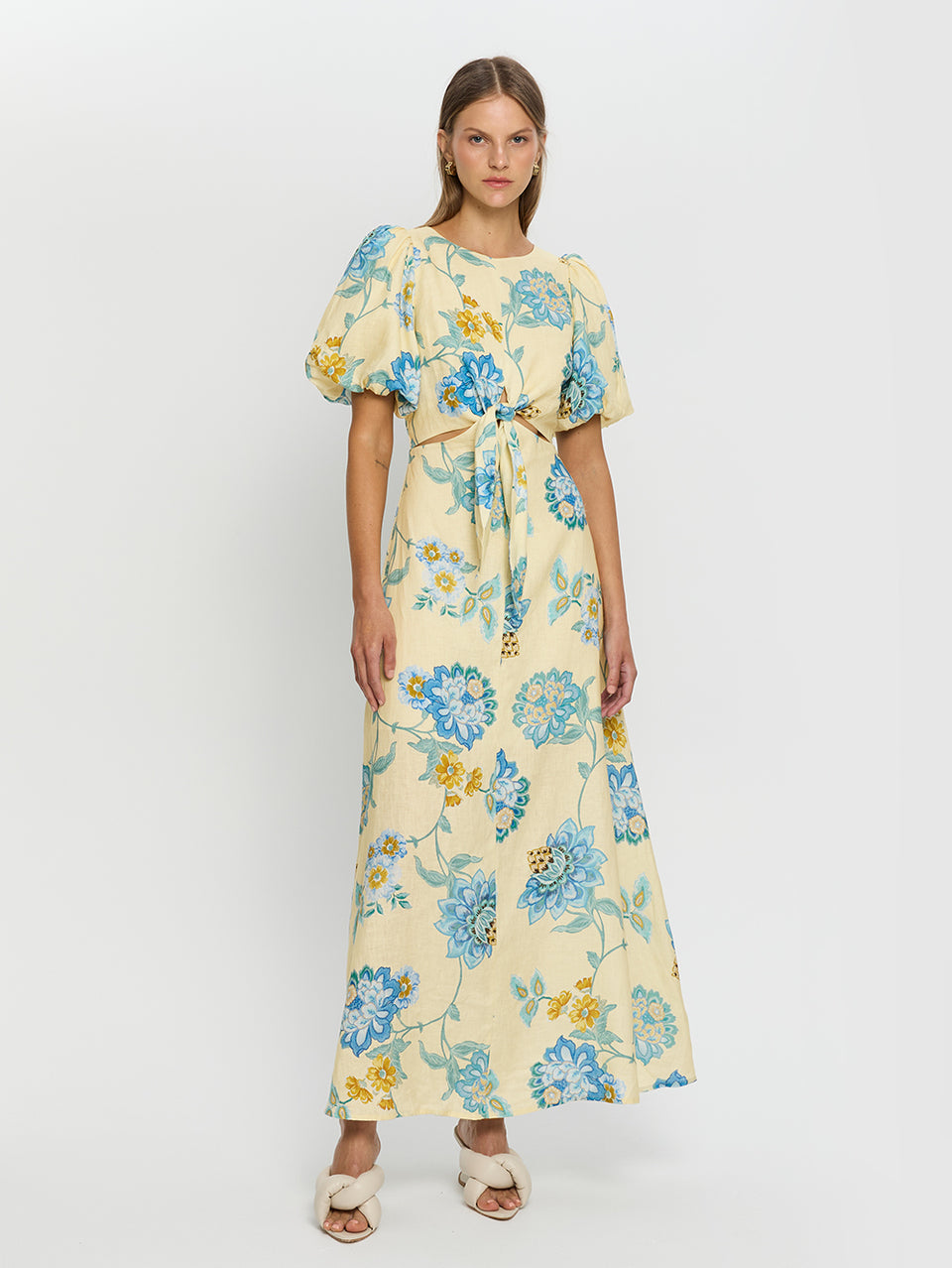 Giselle Maxi Dress KIVARI | Model wears yellow and blue floral dress