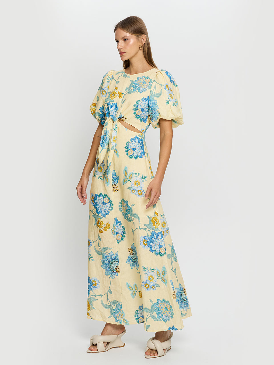 Giselle Maxi Dress KIVARI | Model wears yellow and blue floral dress