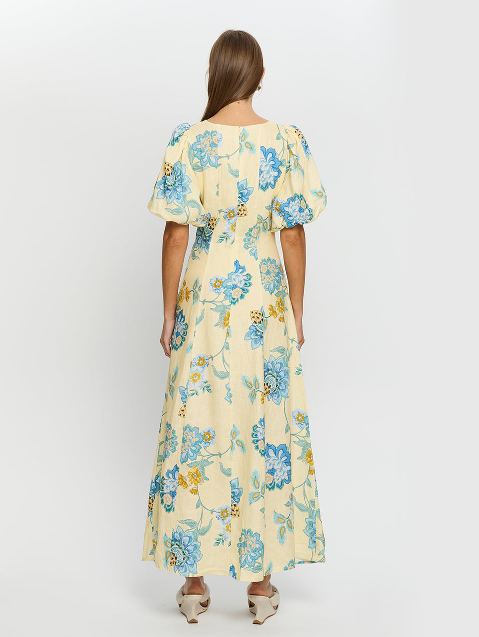 Giselle Maxi Dress KIVARI | Model wears yellow and blue floral dress