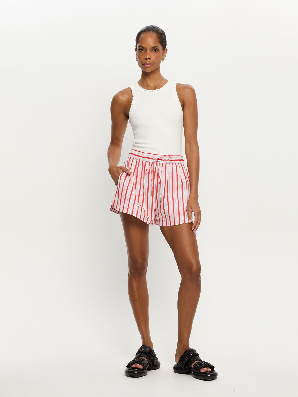 H40RED-RED-STRIPE-MADDIE-SHORT-06