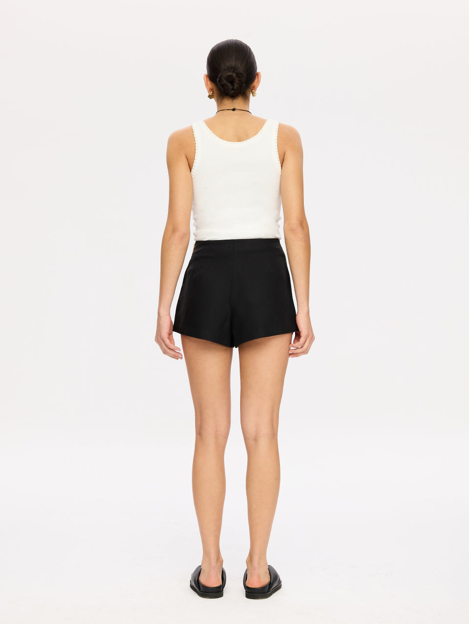 H43BLK-Cass-Short-Black-03
