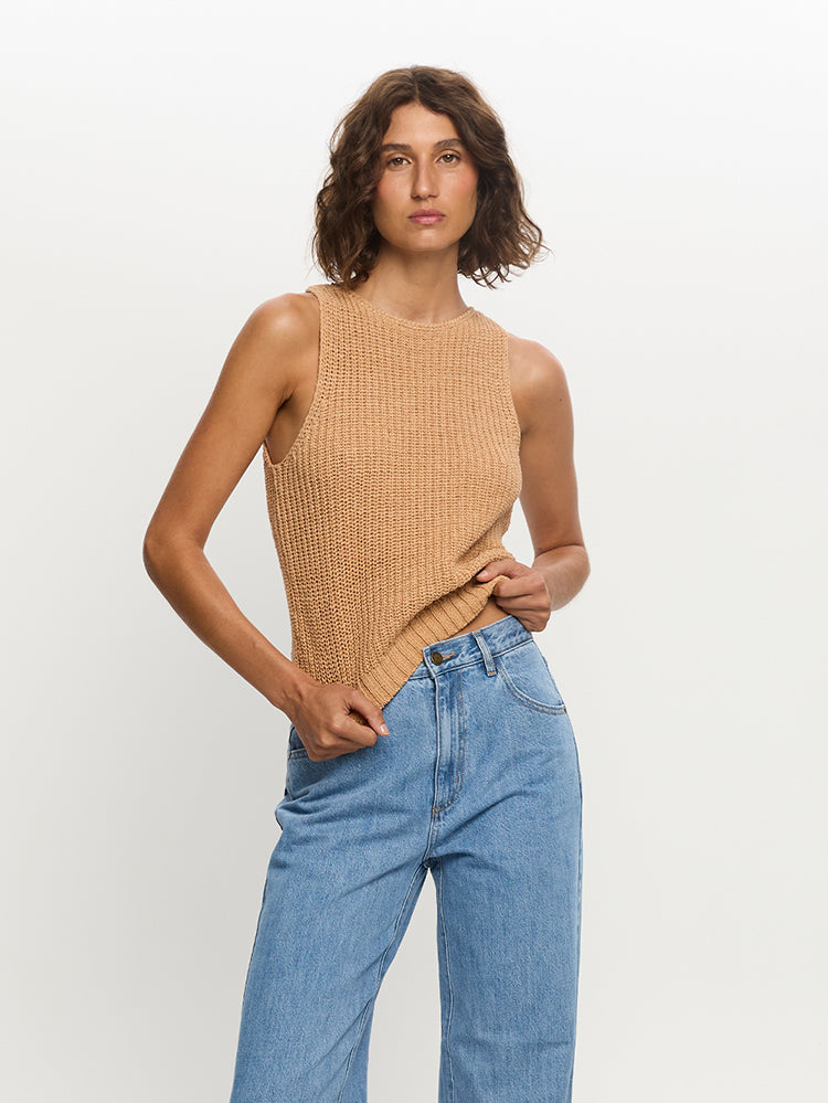 Ivy Knit Cami Latte Vibe 01
