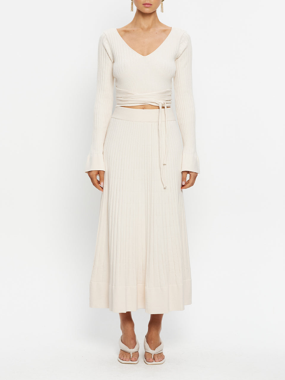 K308CRE-DAPHNE-RIB-KNIT-SKIRT-CREAM-05