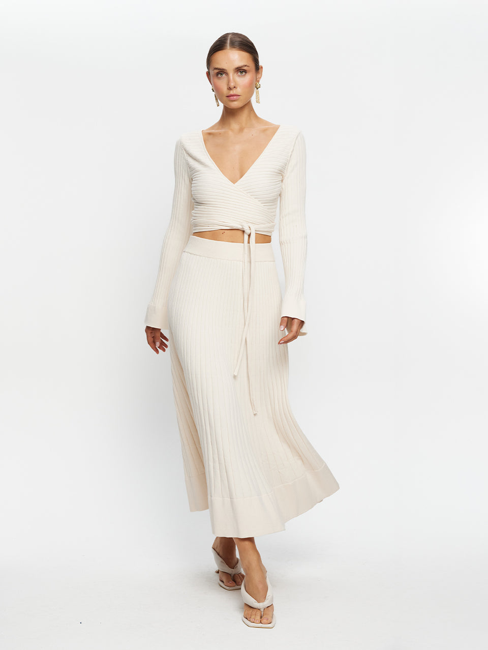 K308CRE-DAPHNE-RIB-KNIT-SKIRT-CREAM-06