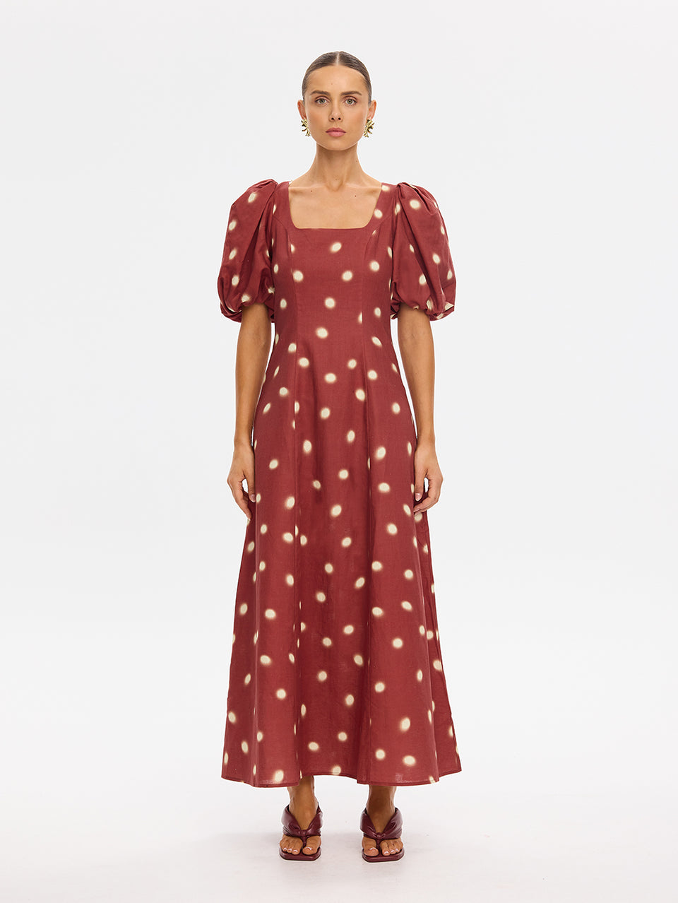 KIVARI Saro Maxi Dress in Brick – puff sleeve square-neck polka dot maxi dress, front view