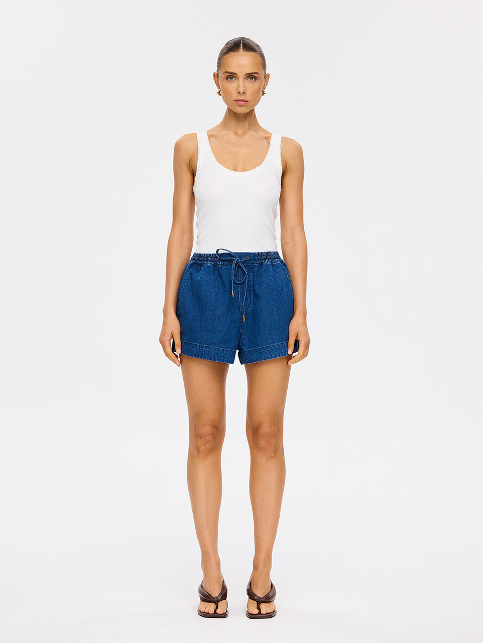 M190COAST_Vaila Chambray Short_Coast Blue_1