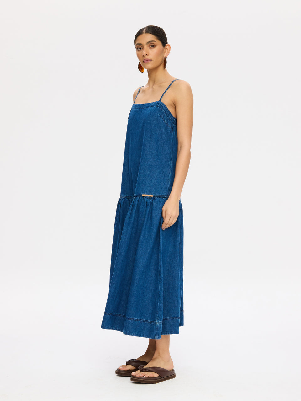M252COAST-Vaila-Midi-Dress-Coast-Blue-02