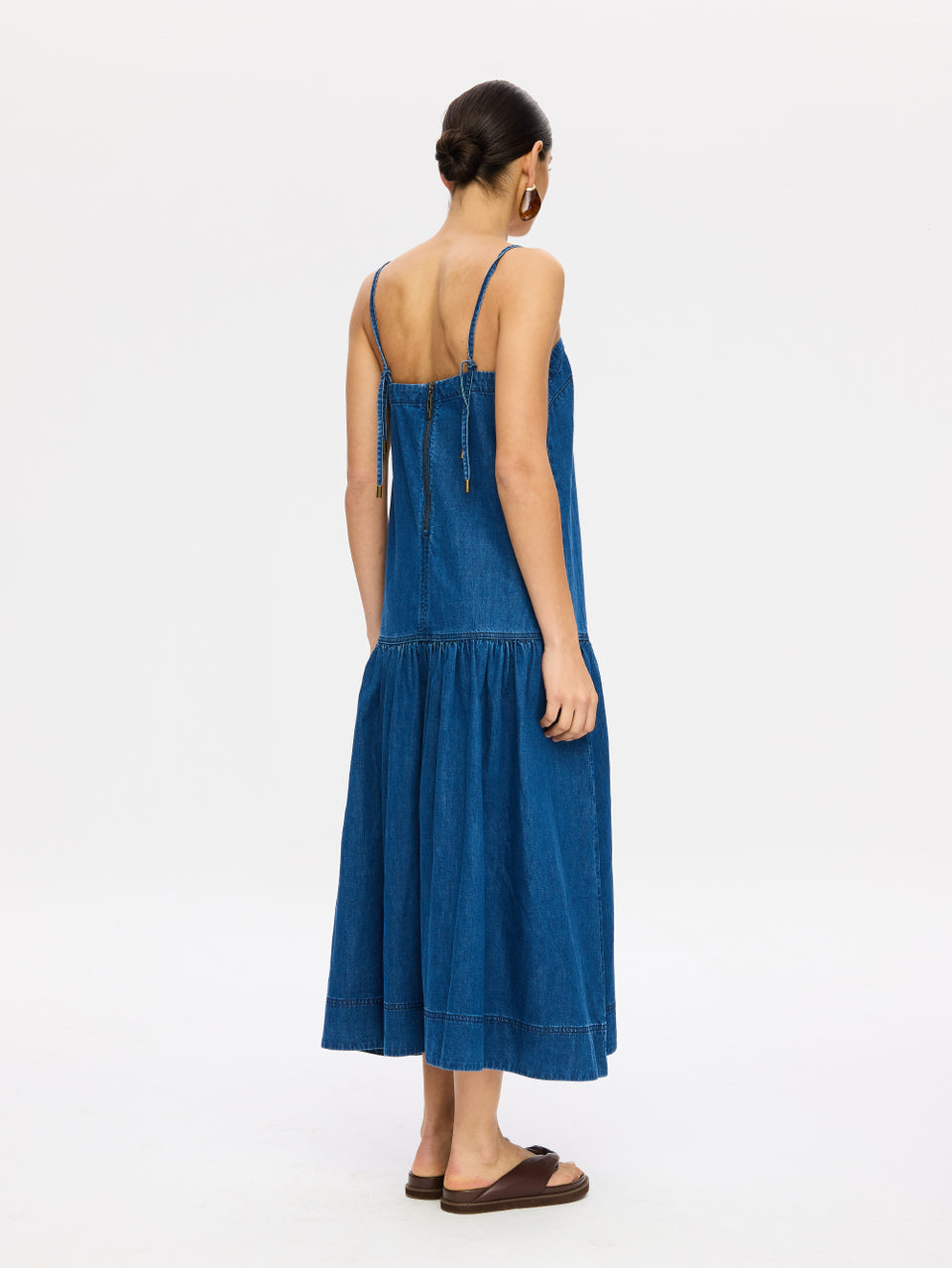 M252COAST-Vaila-Midi-Dress-Coast-Blue-04