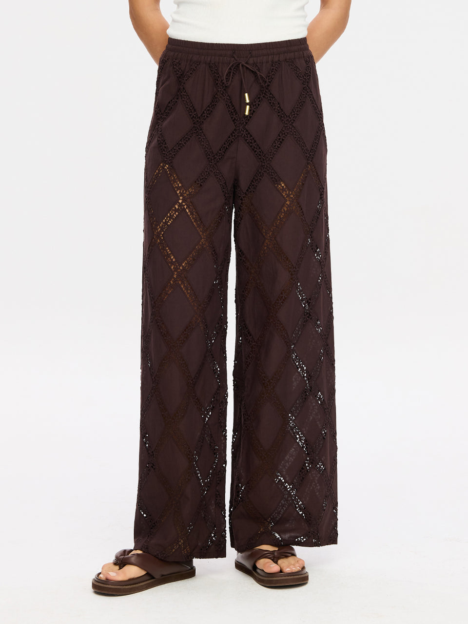 P25CHO-Izzy-Pant-Chocolate-06