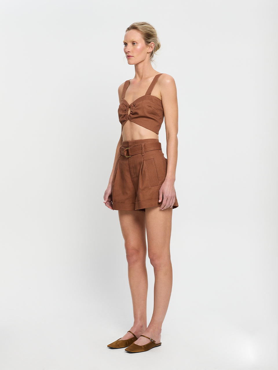Pearla Short KIVARI | Model wears brown short side view