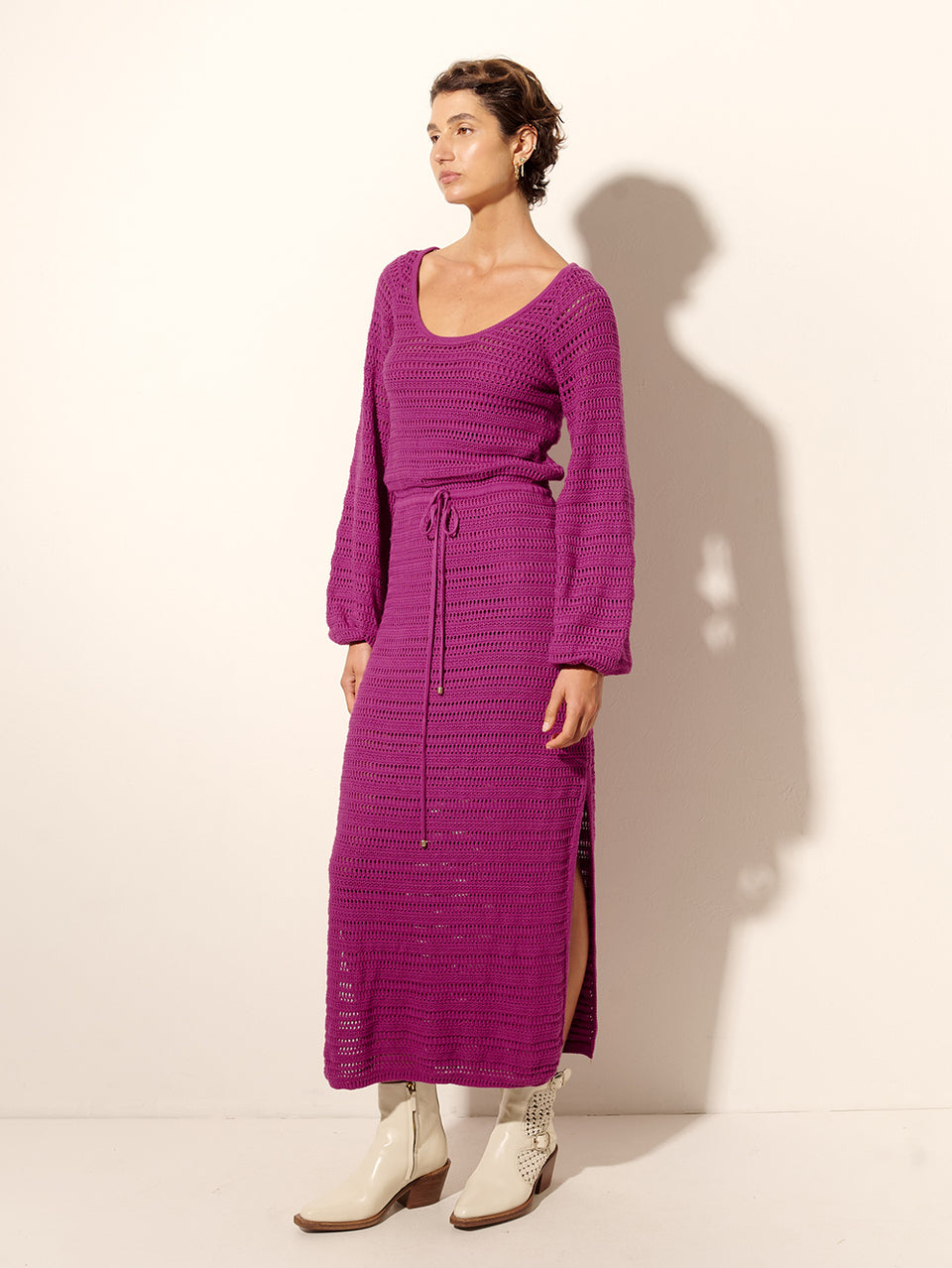 Pepe Knit Dress Purple KIVARI | Model wears purple knit midi dress side view