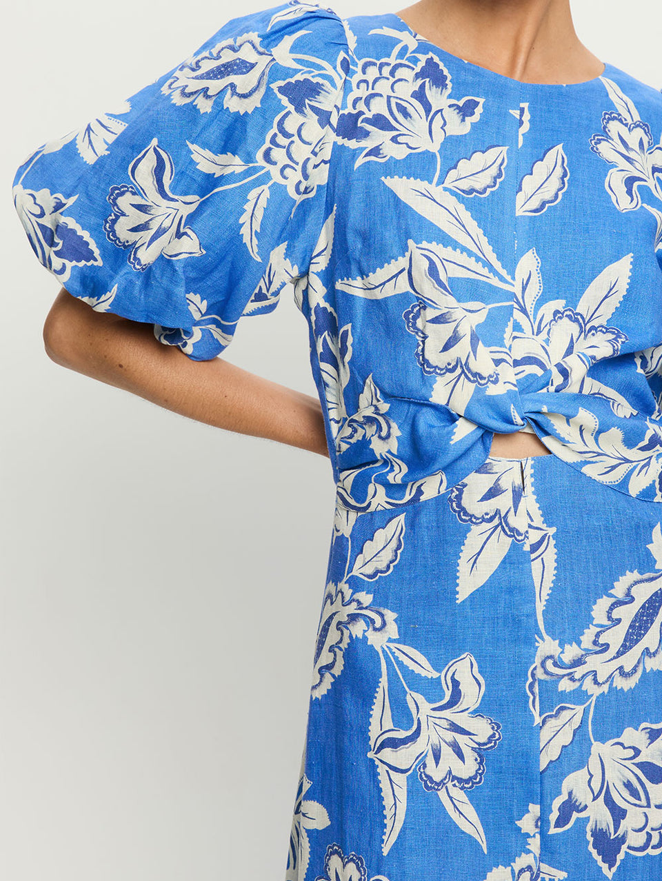 Ren-Cut-Out-Maxi-Dress-04