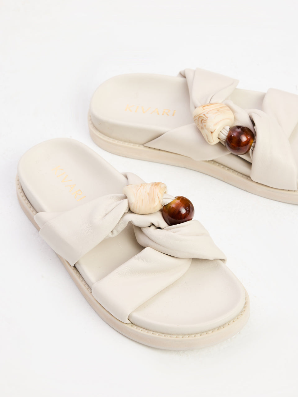 Kora Twist Flat