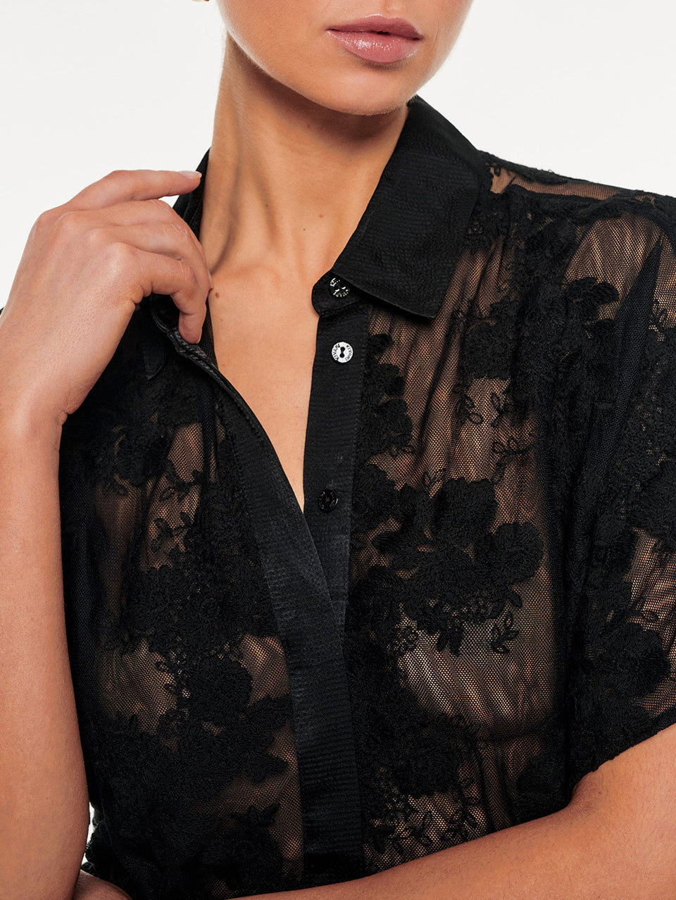 KIVARI Jaxon Lace Shirt in Black, close-up collar detail