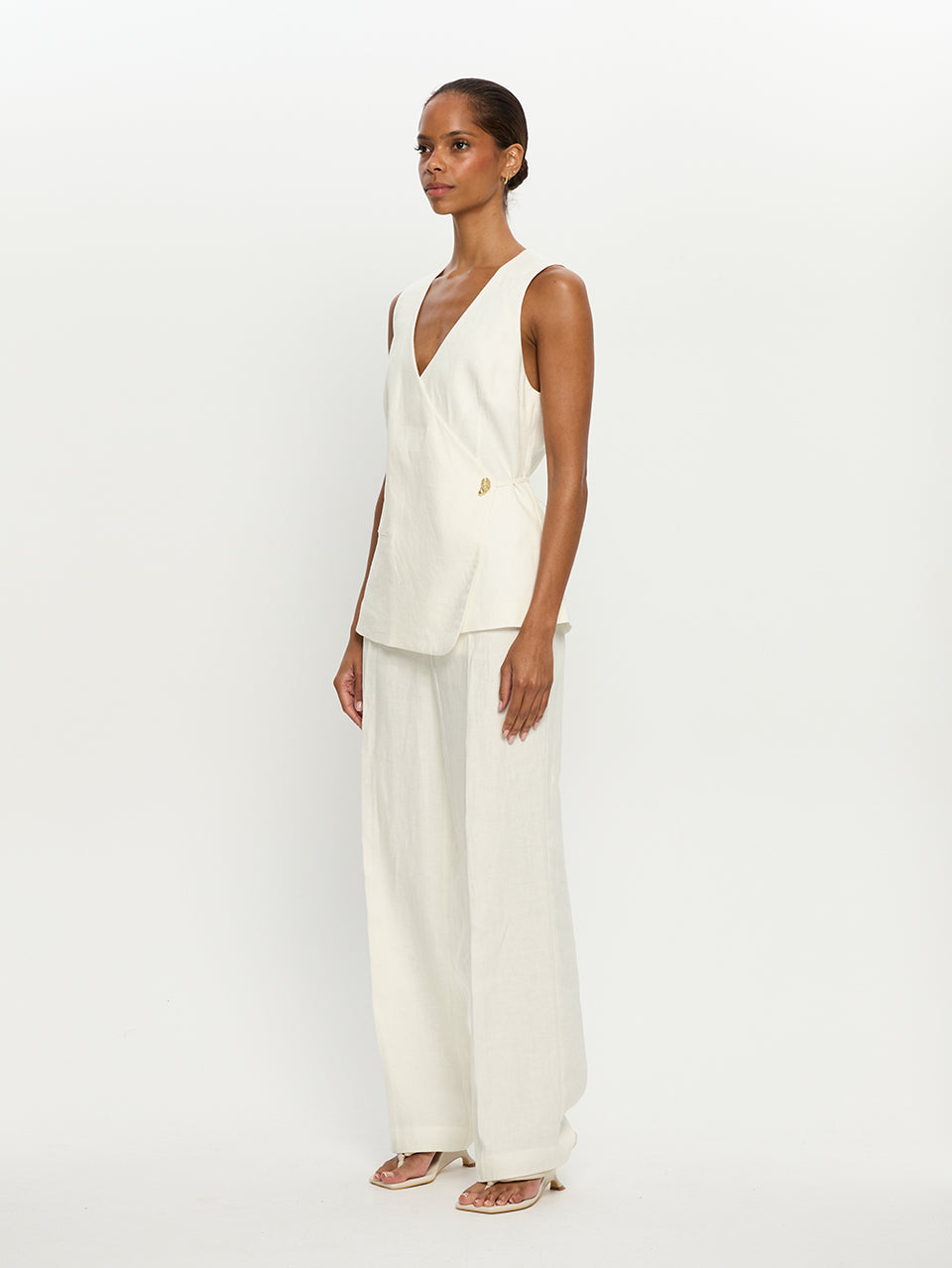 T223IVO-IVORY-INDRA-VEST-02