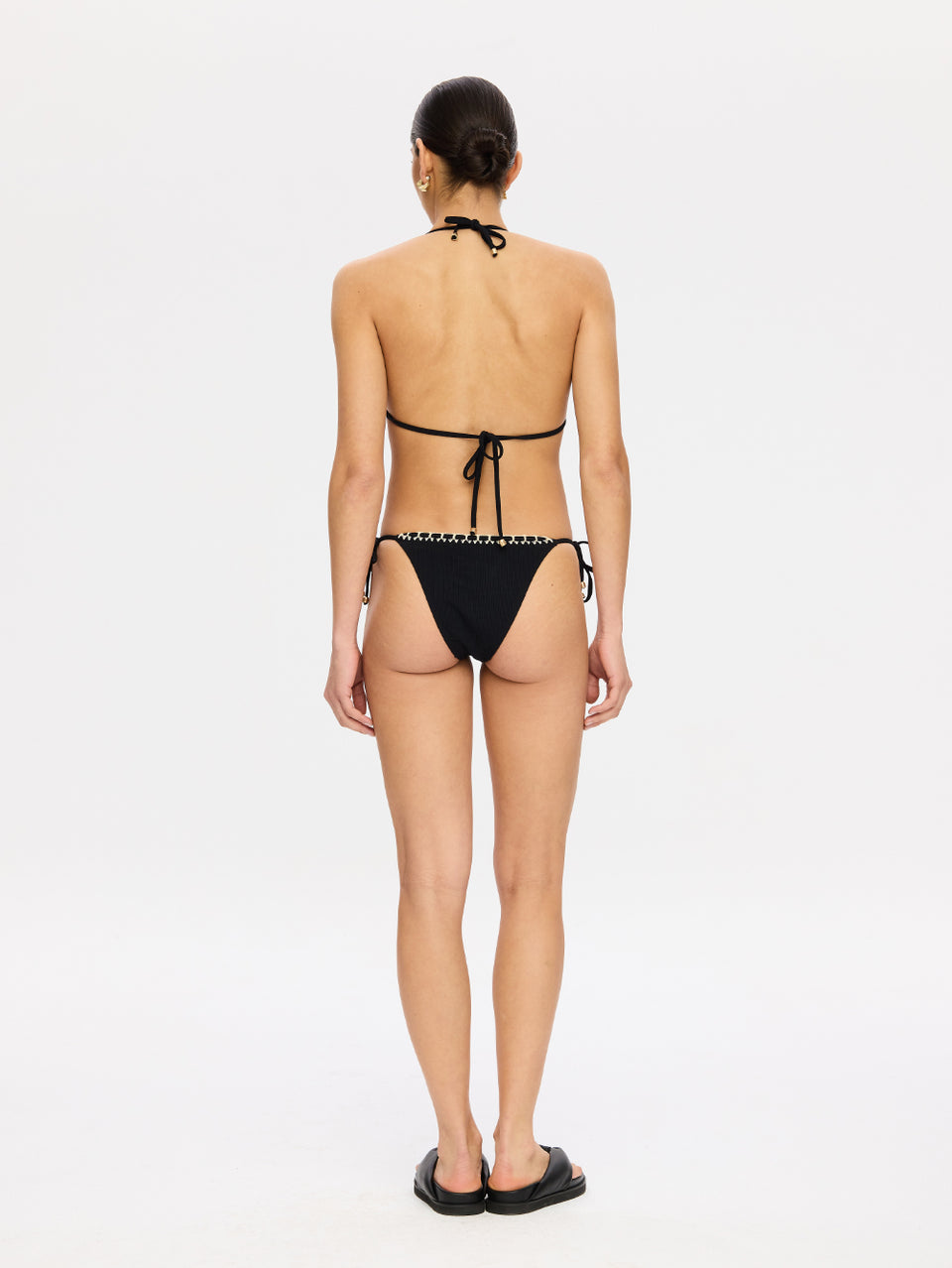 TW26BLK-Leni-Bikini-Top-Black-03