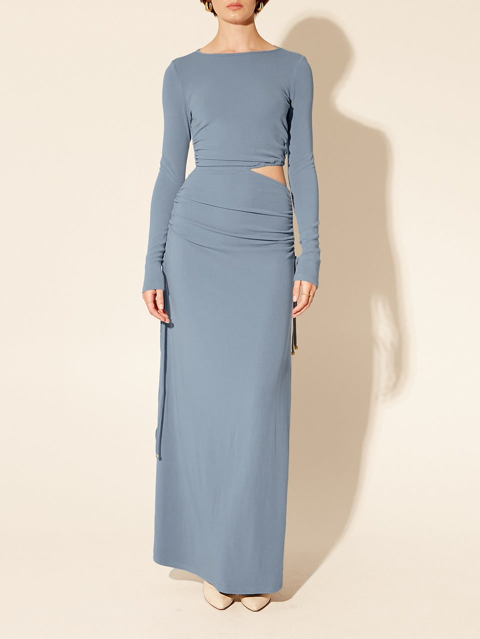 Vanessa Knit Midi Dress KIVARI | Model wears blue midi dress